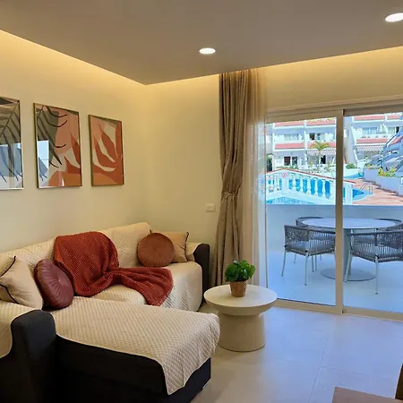 Sunny Escapes, Newly Renovated - Playa De Americas Appartement Playa de las Américas